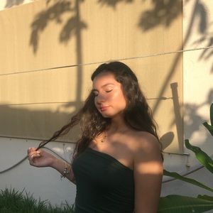 Meet your Posher, Gabriela